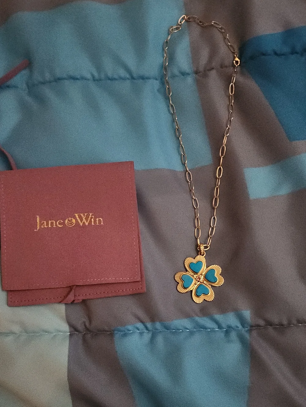 Jane Win Lucky in Love turquoise clover necklace